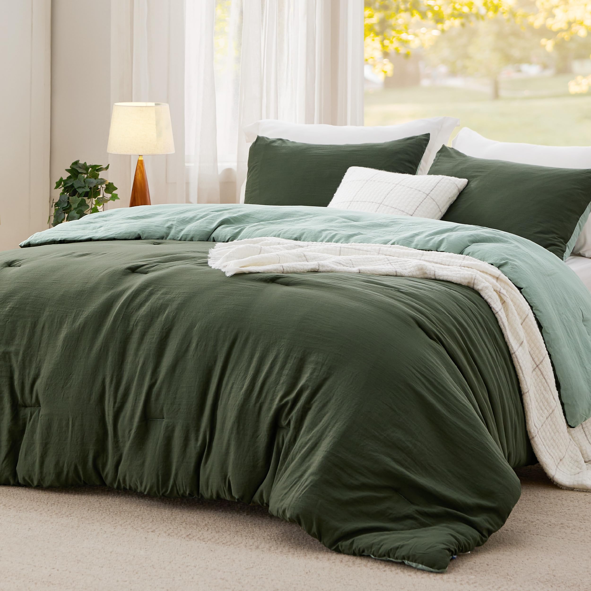 Photo 1 of Bedsure King Size Comforter Set, Reversible Green Soft Prewashed Bedding for All Seasons, 3 Pieces Warm Down Alternative Bed Set, 1 Lightweight Comforter (104"x90") and 2 Pillowcases (20"x36")