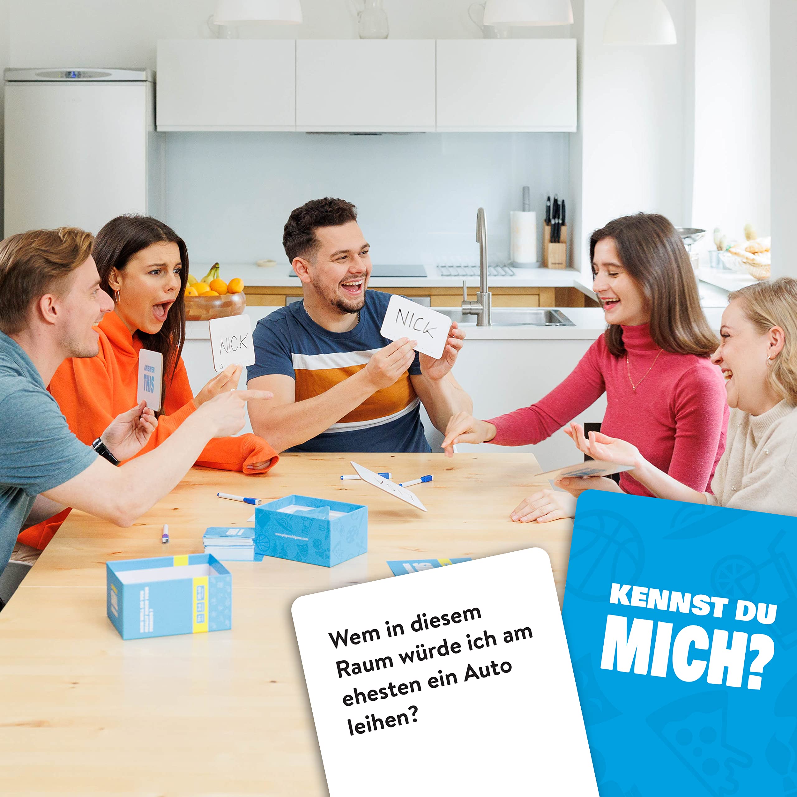 The World Game Kennst Du Wirklich Deine Freunde & Familie? - Deutsch - Lustiges Kartenspiel für Erwachsene & Jugendliche - Perfekt für Partyspiele & Geschenke - Gesellschaftsspiel mit Spaßgarantie 4