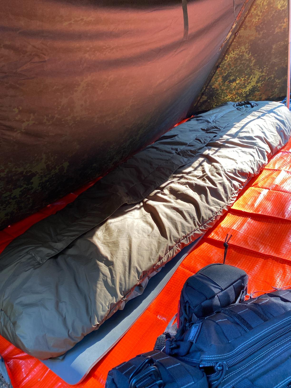 Defence 4 寝袋 シュラフ