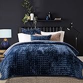 RECYCO Luxury Velvet Quilt Set King Size, Lightweight Velvet Comforter Set, Oversized Bedspread Coverlet Quilted Bedding Set, with 2 Matching Pillow Shams, for All Season, Navy Blue