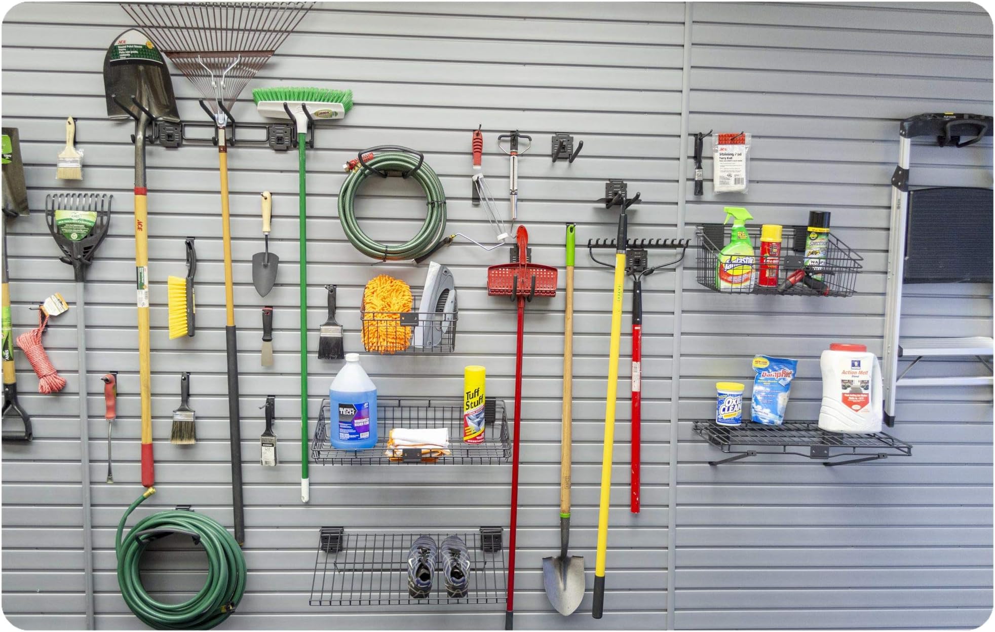 HandiWall Intermediate Accessory Kit with Locking Brackets for Garage Slatwall Panels