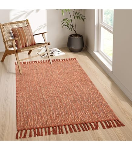 SAFAVIEH Montauk Collection Accent Rug - 2'6" X 4', Ivory & Navy, Handmade Stripe Fringe Cotton, Ideal For High Traffic Areas In Entryway, Living Room, Bedroom (MTK711L