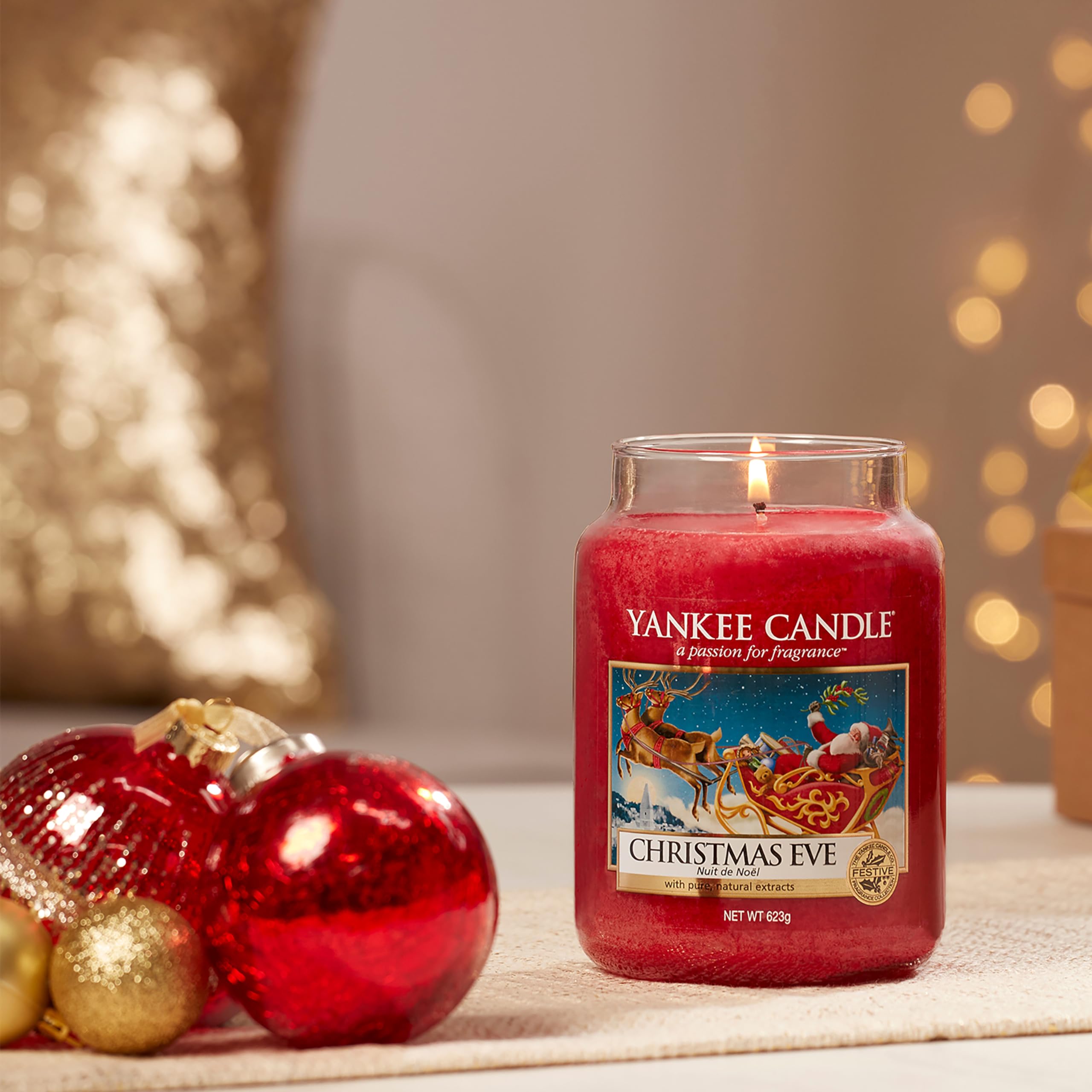 Yankee Candle Duftkerze im Glas (groß) | Christmas Eve | Kerze mit langer Brenndauer bis zu 150 Stunden | Perfekte Geschenke für Frauen 7