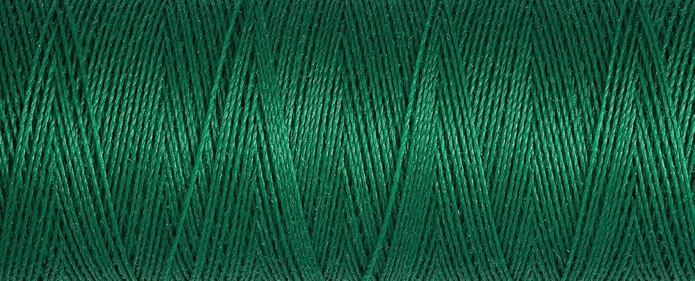 Gütermann Sew All Polyester Thread Shamrock Green 0402 100m