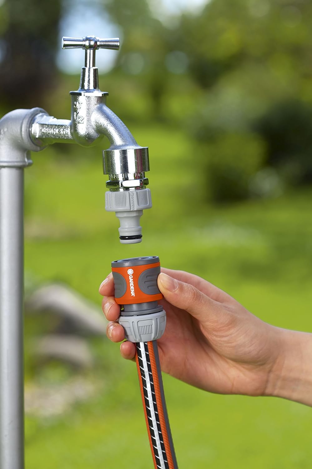 Gardena Standard Hose Connector Allows Fast and Comfortable Connection