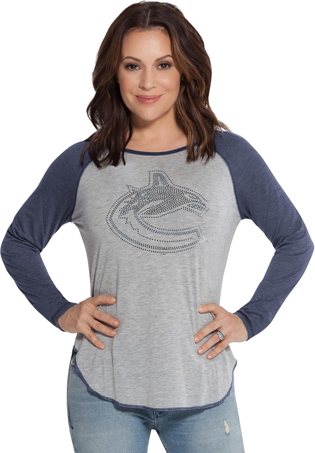 alyssa milano hockey jersey