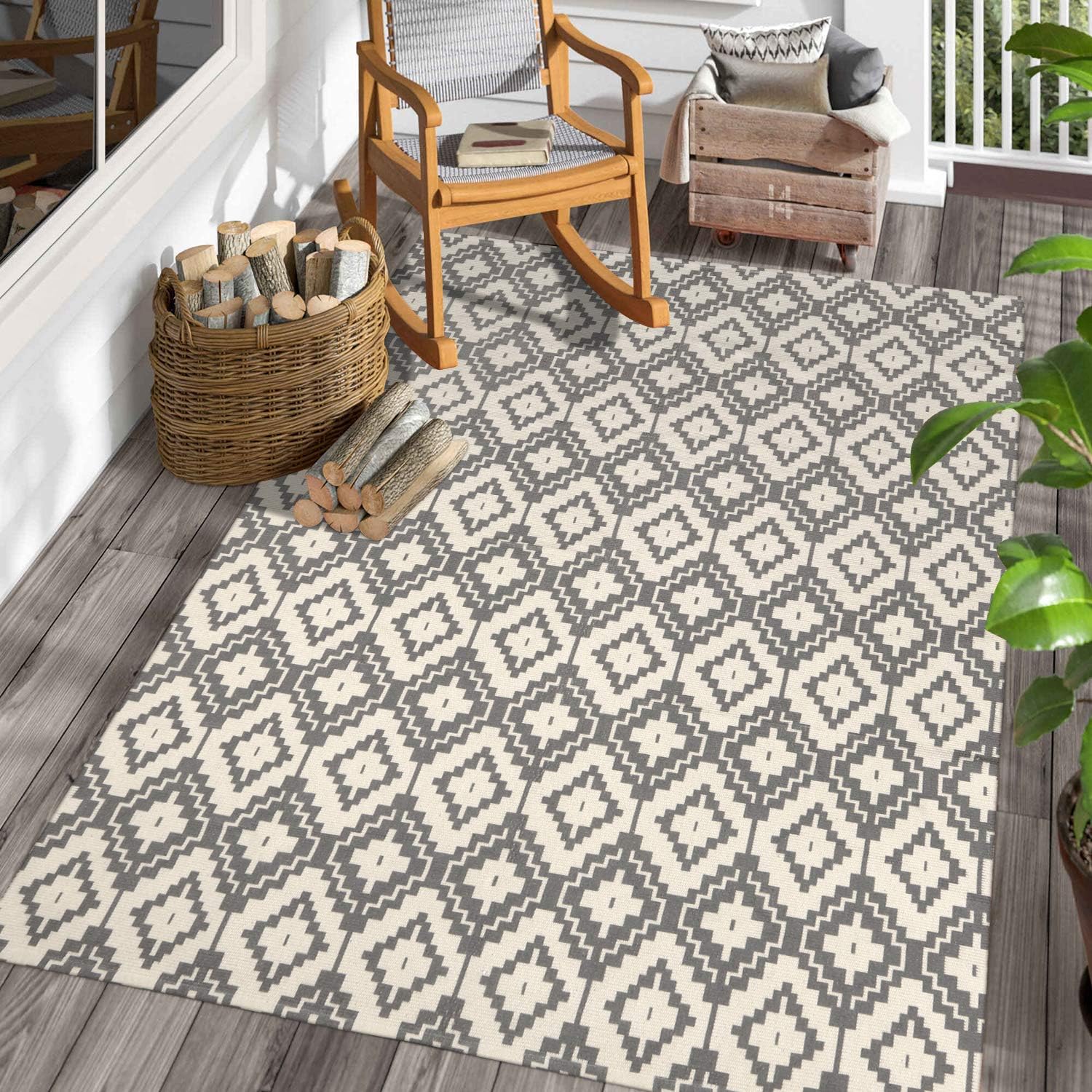 4X6 Outdoor Rug / Black 4 X 6 Sabrina Soto Outdoor Rug Rugs Com