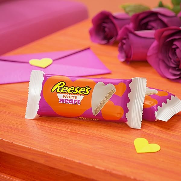 REESE’S WHITE CREME PEANUT BUTTER HEARTS, VALENTINE’S CANDY PACKS, 1.2 OZ (6 COUNT)