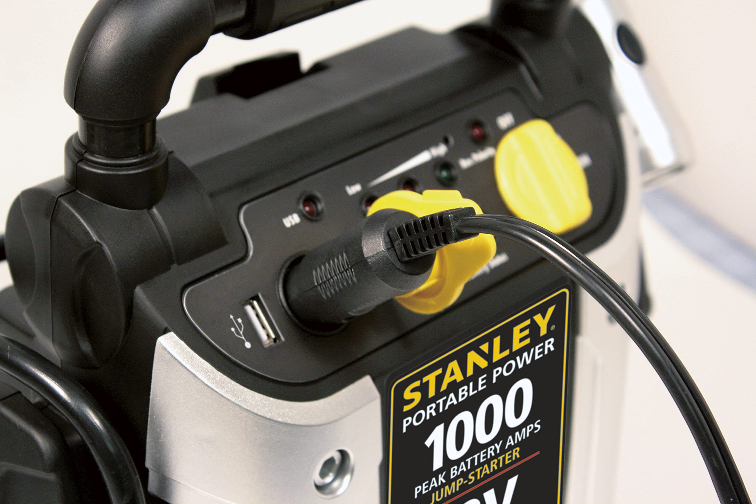 STANLEY J509 Portable Power Station Jump Starter 1000 Peak Amp Battery Booster, USB Port, Battery Clamps