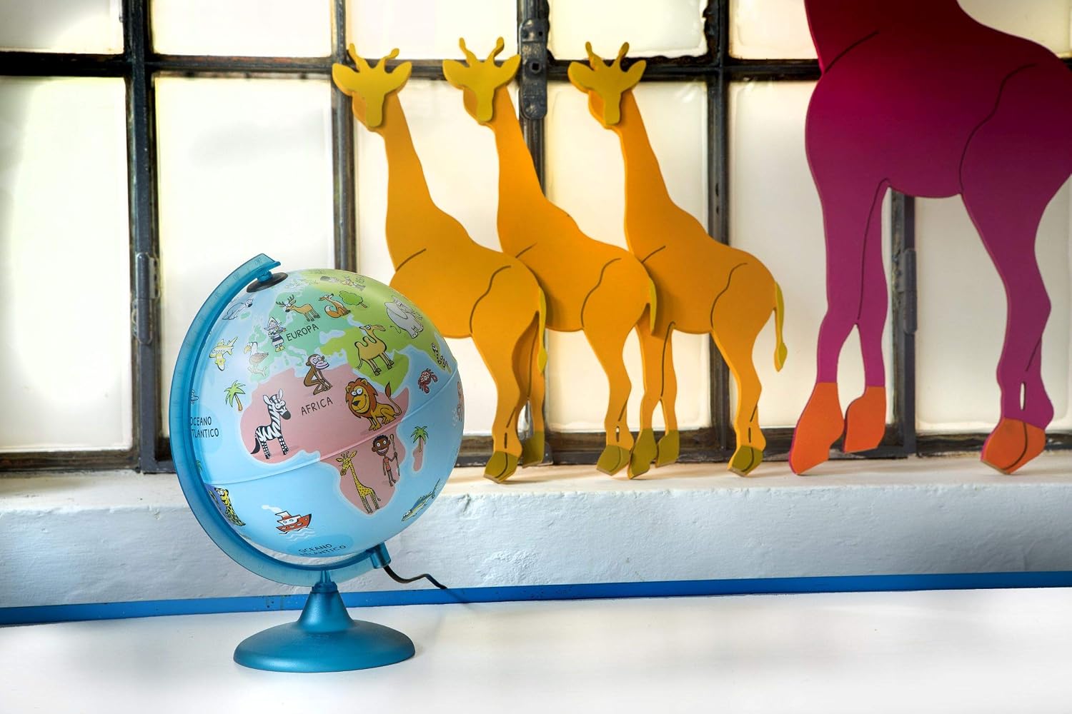 25 cm Nova Rico Mappa Mondo illuminated globe, Multicolour - Image 4
