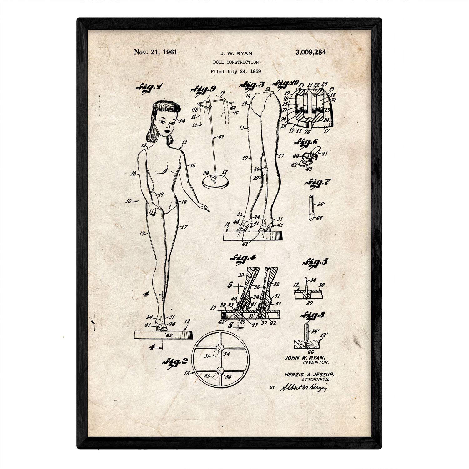 Nacnic Poster patent child doll. Sheet with old design patent in A3 size and vintage background