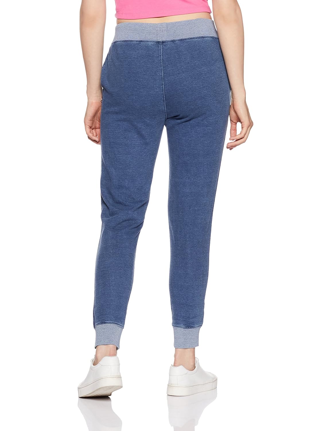 levi's women's tapered jeans