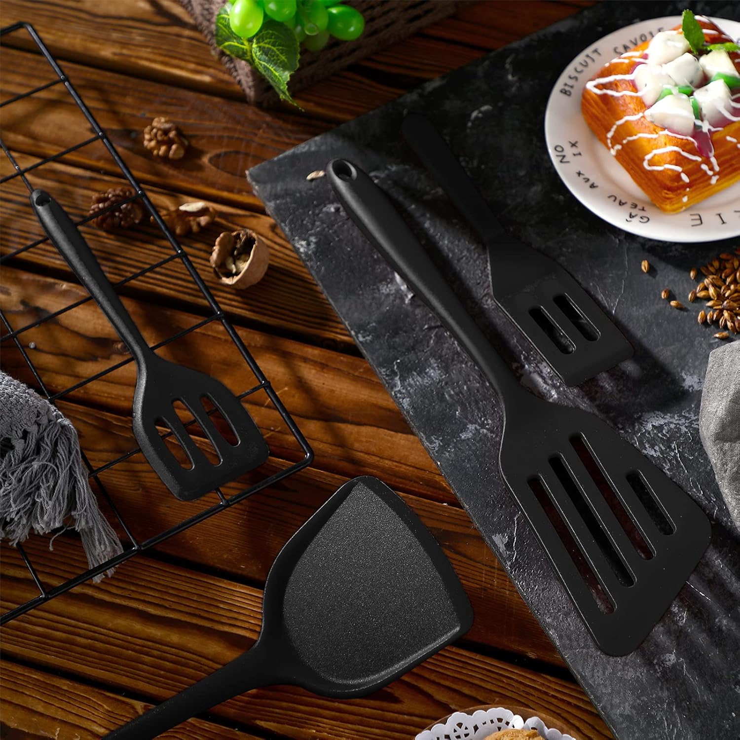 Vesici 4 Pieces Silicone Spatula Set Includes Large Silicone Spatula Silicone Oblique Drain Spatula, Fish Spatula Silicone Spatula and Silicone Square Spatula for Cooking, Baking, Stir-Fry (Black): Kitchen & Dining