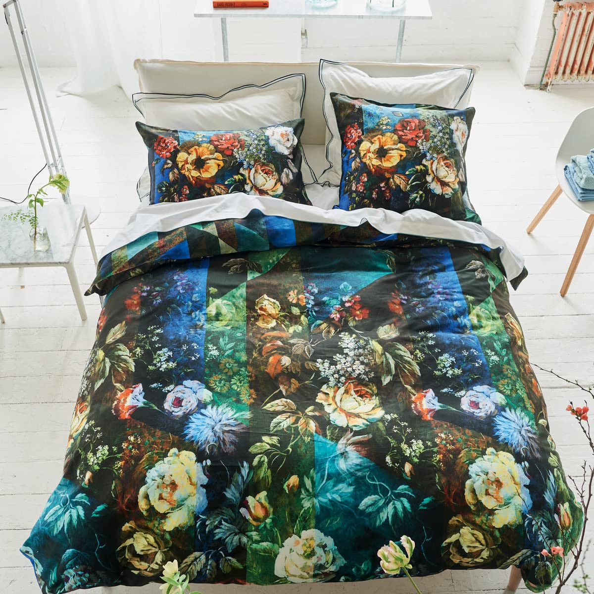 Printed Cotton Satin Duvet Cover, Minakari Cobalt, 140 x 200 cm, Designers Guild — image 1