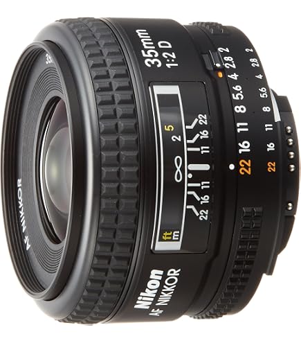 Amazon.com : Nikon AF FX DC-NIKKOR 135mm f/2D Fixed Zoom Lens with
