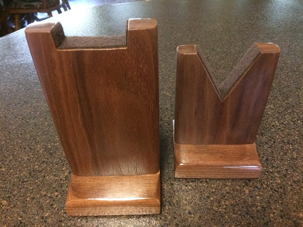 Walnut Wood Gun Display Stand for Double Barrel Shotgun