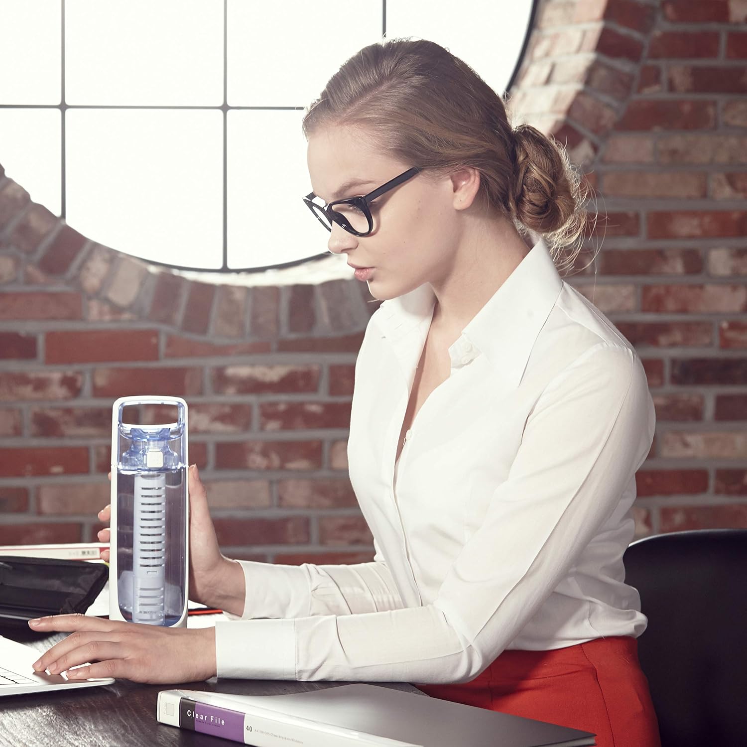 i-water Classic Portable 600 Alkaline Hydrogen Ionizer Bottle [600 ml/Blue]: Sports & Outdoors