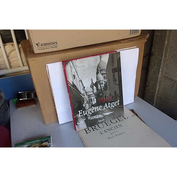 Amazon.com: Eugene Atget: Paris (Masters of the Camera