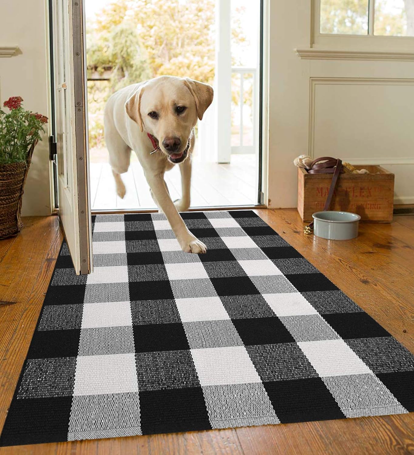 MUBIN Buffalo Plaid Door Mat/Rug Black/White Check Rugs 23.5 x 35.4 Inches Hand-Woven Indoor or Outdoor Rugs for Layered Door Mats Washable Carpet for Front Porch/Kitchen/Farmhouse /Entryway: Kitchen & Dining