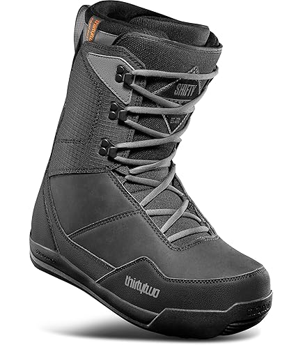 Amazon.com : Thirtytwo Men's Lashed Snowboard Boots - 2020 Chris