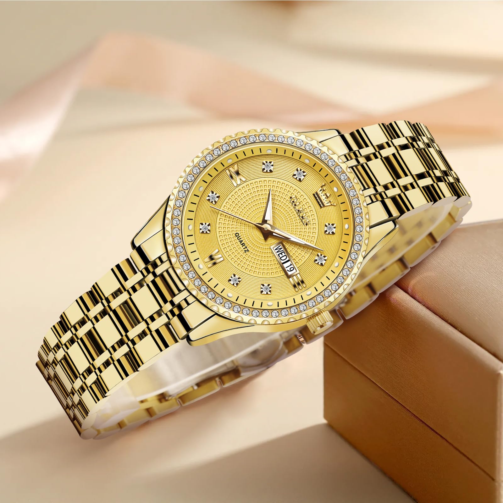 OLEVS Womens Watches Small Face Ladies Watches for Women with Day Date Diamond Silver Gold Two Tone Stainless Steel Waterproof Analog Reloj para Mujer Classic Fashion Dress Quartz Womens Wrist Watch