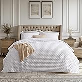 Bedsure King Quilt - Bright White Bedspread King Size & Lightweight Comforter, Modern Coverlet with Clover Pattern, Ultra Soft All-Season Bedding, 106 x 96 Inches