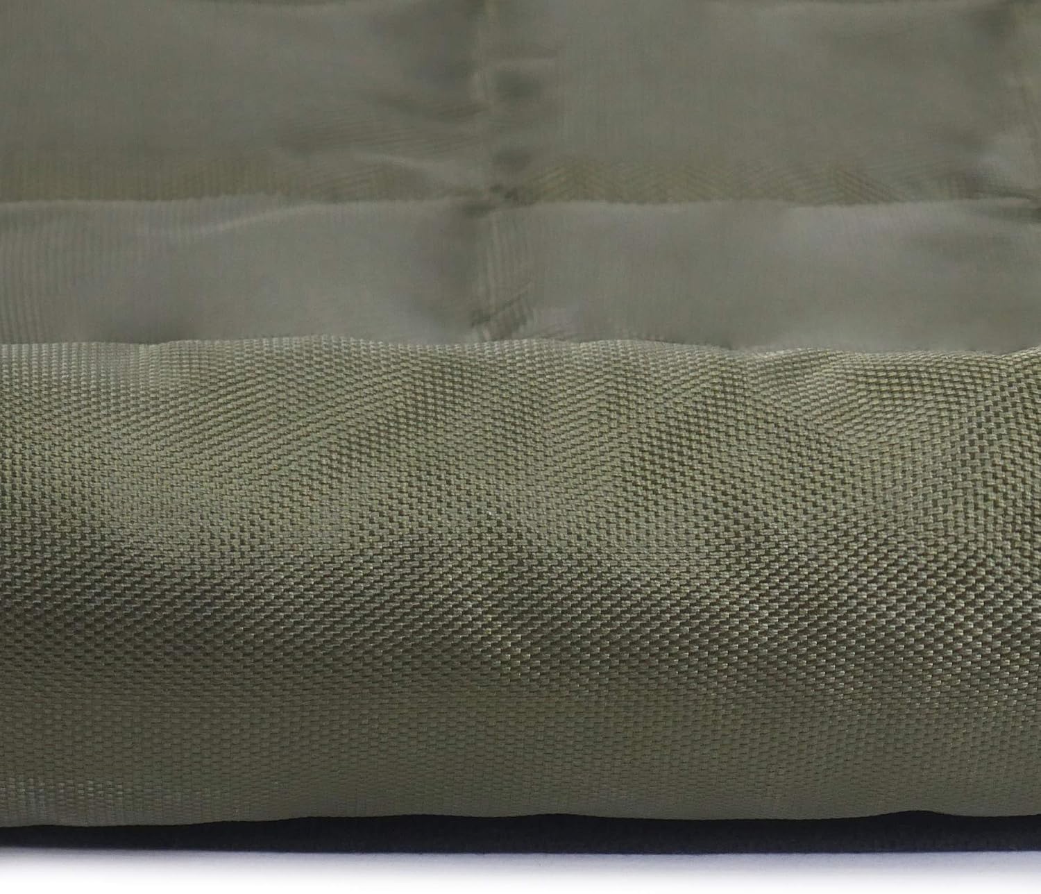 Rosewood Water Resistant Crate Dog Mattress, Medium, 56 x 76cm, Green, 60 x 75 x 7 cm (L x W x H) - Image 4