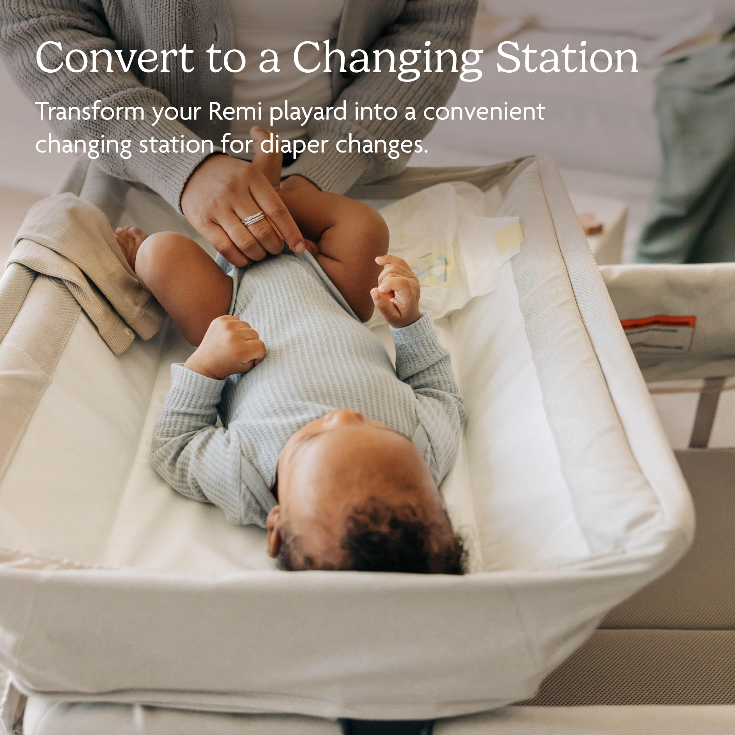 UPPAbaby Remi Changing Station/Wipeable Surface/Simple Attachment and Storage/Stella (Grey Brushed Mélange)