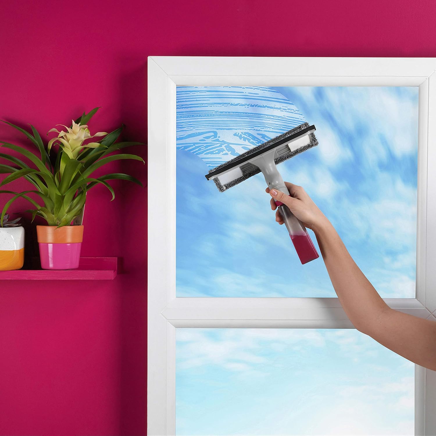 Kleeneze KL062635EU Window Cleaner Squeegee, Microfibre Wiper with Spray Function, Window Wiper for Shower Tiles & Mirrors - Image 4