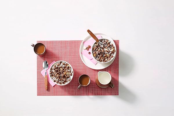 POST PREMIER PROTEIN CHOCOLATE ALMOND CEREAL, CHOCOLATEY PROTEIN CEREAL FLAKES WITH SLICED ALMONDS, CONTAINS 20G OF PROTEIN PER SERVING, 30 OZ BOX