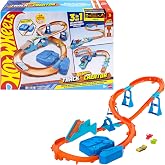 Hot Wheels Track Creator Boosted Jump Speedway Set &amp; Toy Car | Deluxe Track Set Building Box with Motorized Booster, With 1:64 Scale Vehicle, Speed Snap Track
