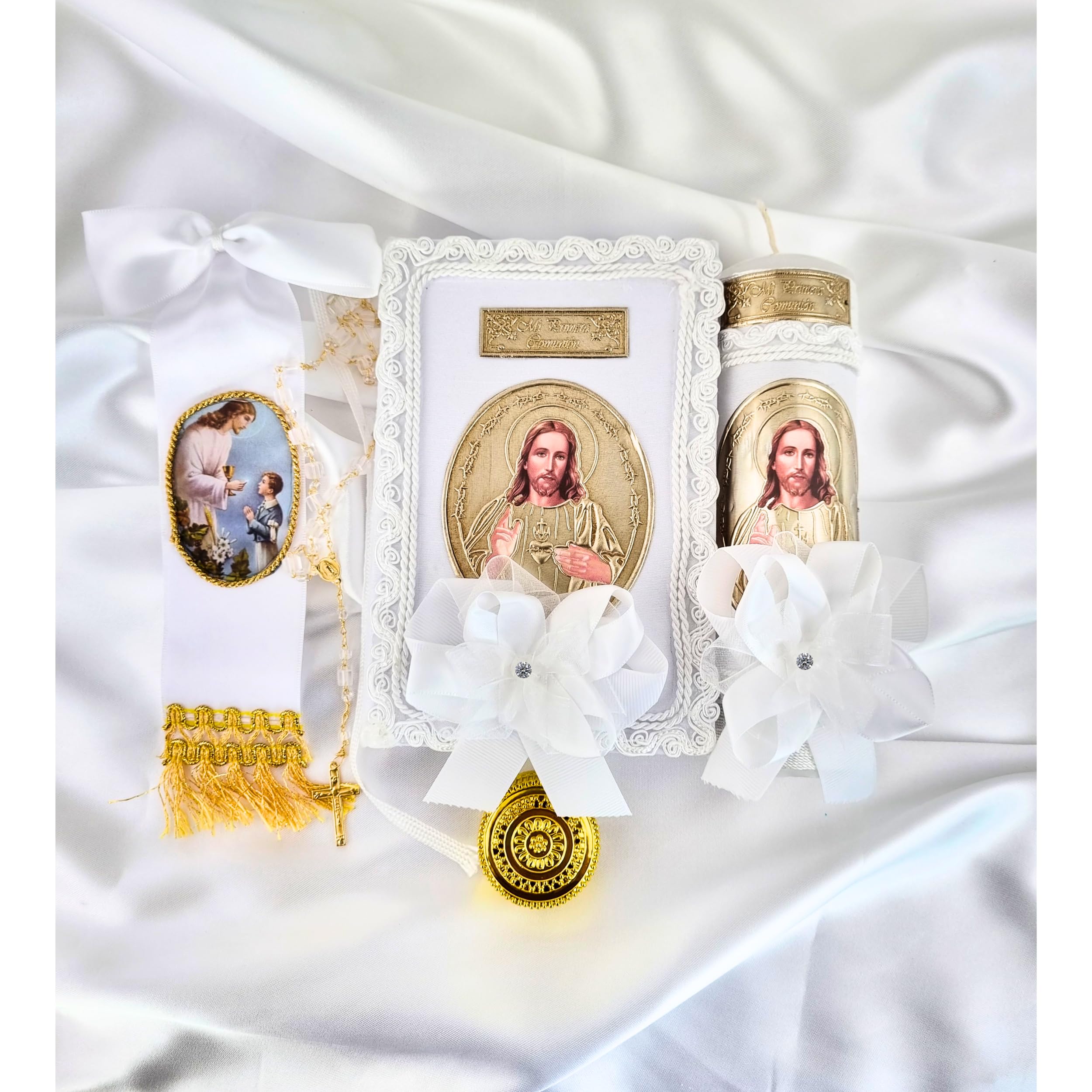 Photo 1 of First Communion Candle and Bible - Biblia y Vela de Primera comunión para niño - Vela para Primera comunion para niño - First Communion Candle Set for boy - recuerdos de Primera comunion niño