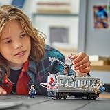 LEGO Marvel Spider-Man vs Doc Ock Subway Train Scene view 8