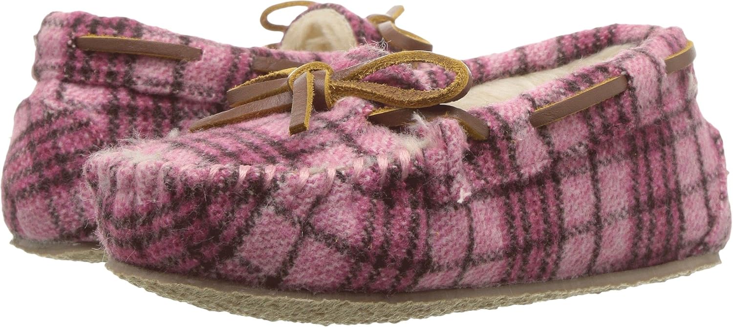 minnetonka girls slippers