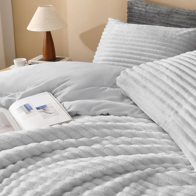 Set di biancheria da letto per letto queen size, soffice e super morbido, grigio chiaro, per letto queen size, in caldo pile invernale, set di biancheria da letto in pelliccia sintetica, 3 — foto 3 di 7