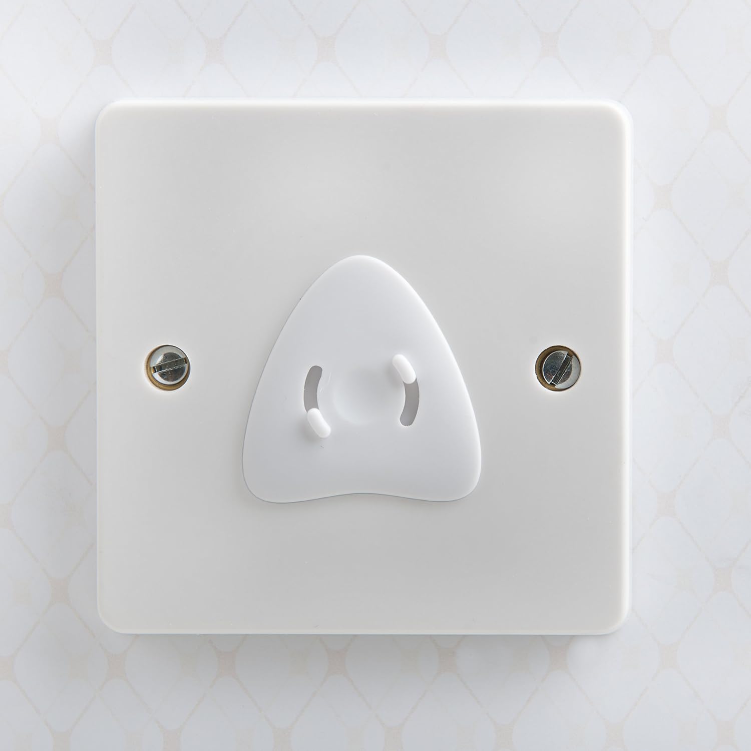 hauck Plug Me - 20 Pack Plug Socket Covers for UK Child Baby Plug Protectors Guards, White - Image 3