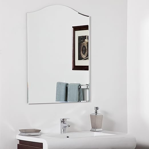 Amazon Com Decor Wonderland Amelia Modern Bathroom Mirror Home