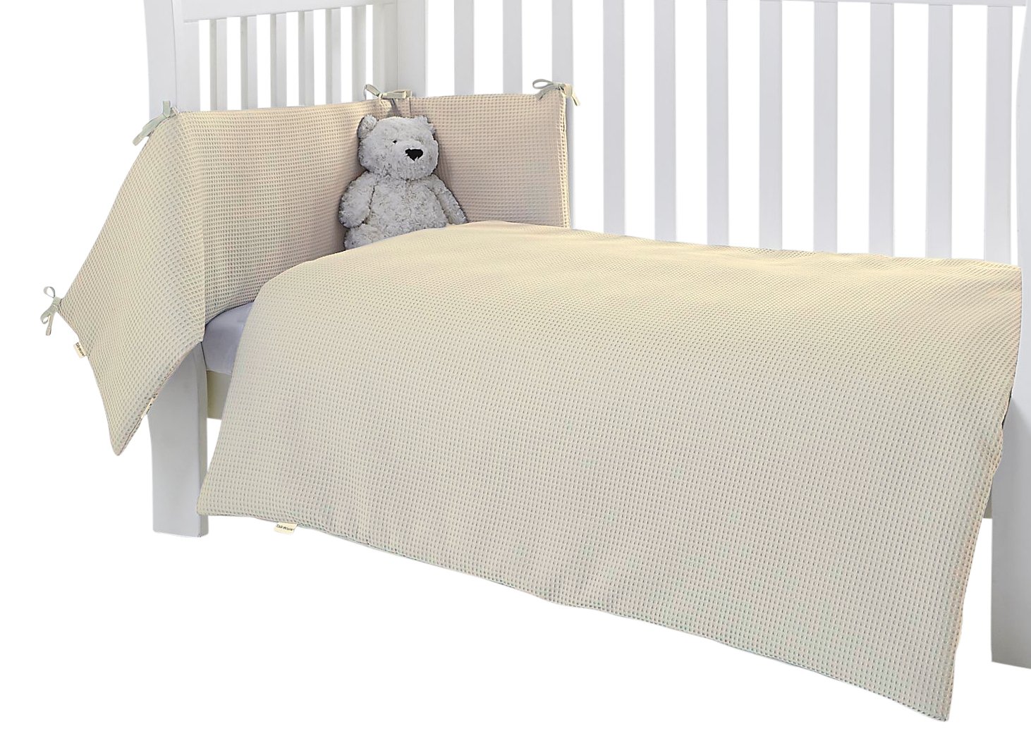 cot bed quilt and bumper set