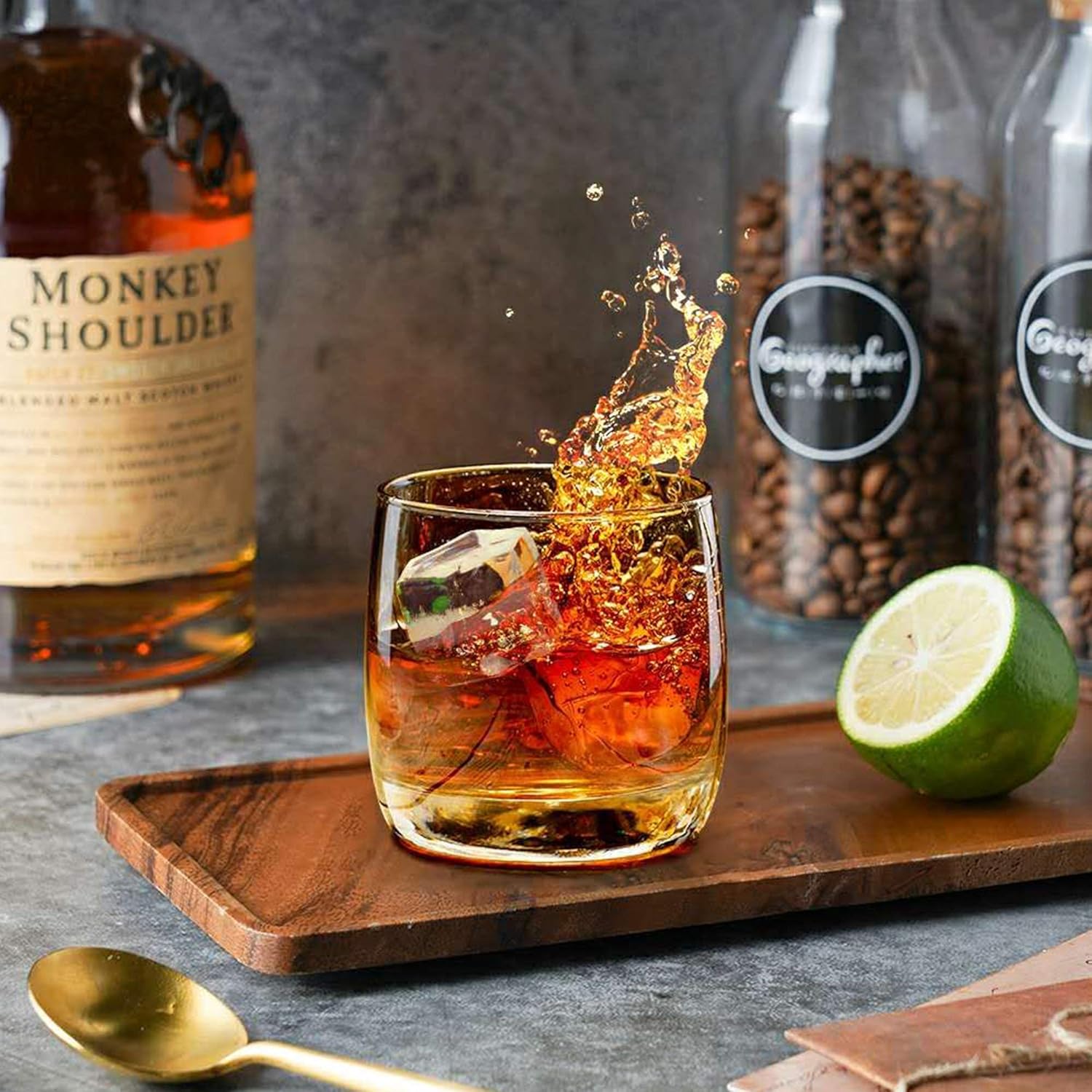 Ice Cube Trays, 2 Pack Food Grade Ice Trays BPA Free with Easy Release for Whiskey & Cocktails and Chilled Drinks, Stackable Flexible Silicone Ice Cube Tray, Reusable（Black）: Kitchen & Dining