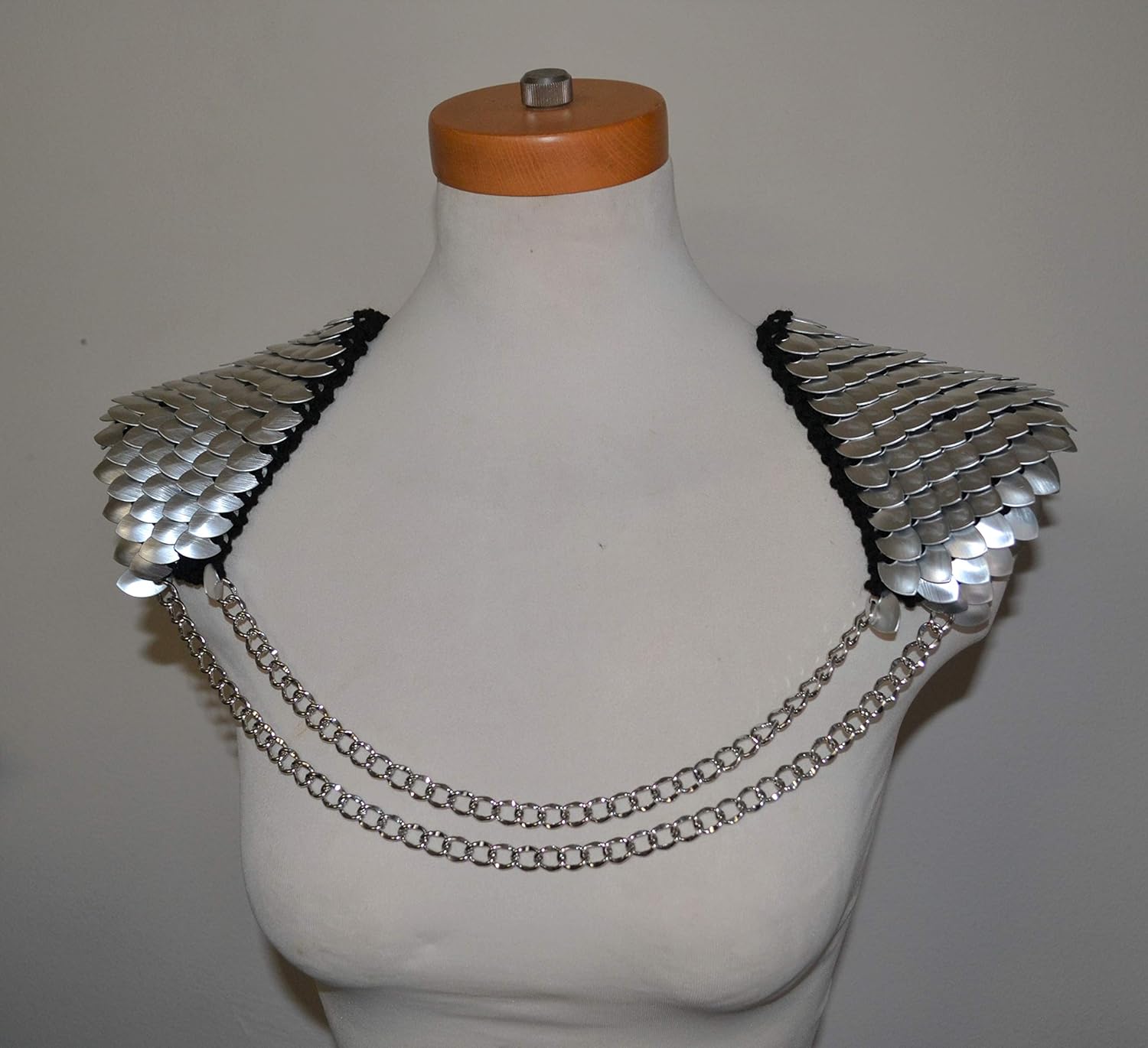 Scale Mail Epaulettes with Chains in Knitted Dragonhide