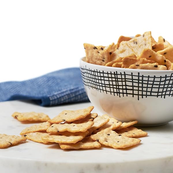 MUNCHKIN MILKMAKERS LACTATION CRISPS FOR NURSING, BREASTFEEDING & PUMPING MOMS – GLUTEN FREE & FENUGREEK FREE CRACKERS WITH MILK BOOSTING INGREDIENTS LIKE OATS & FLAX