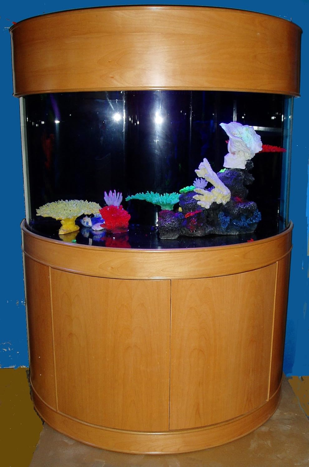 half cylinder aquarium