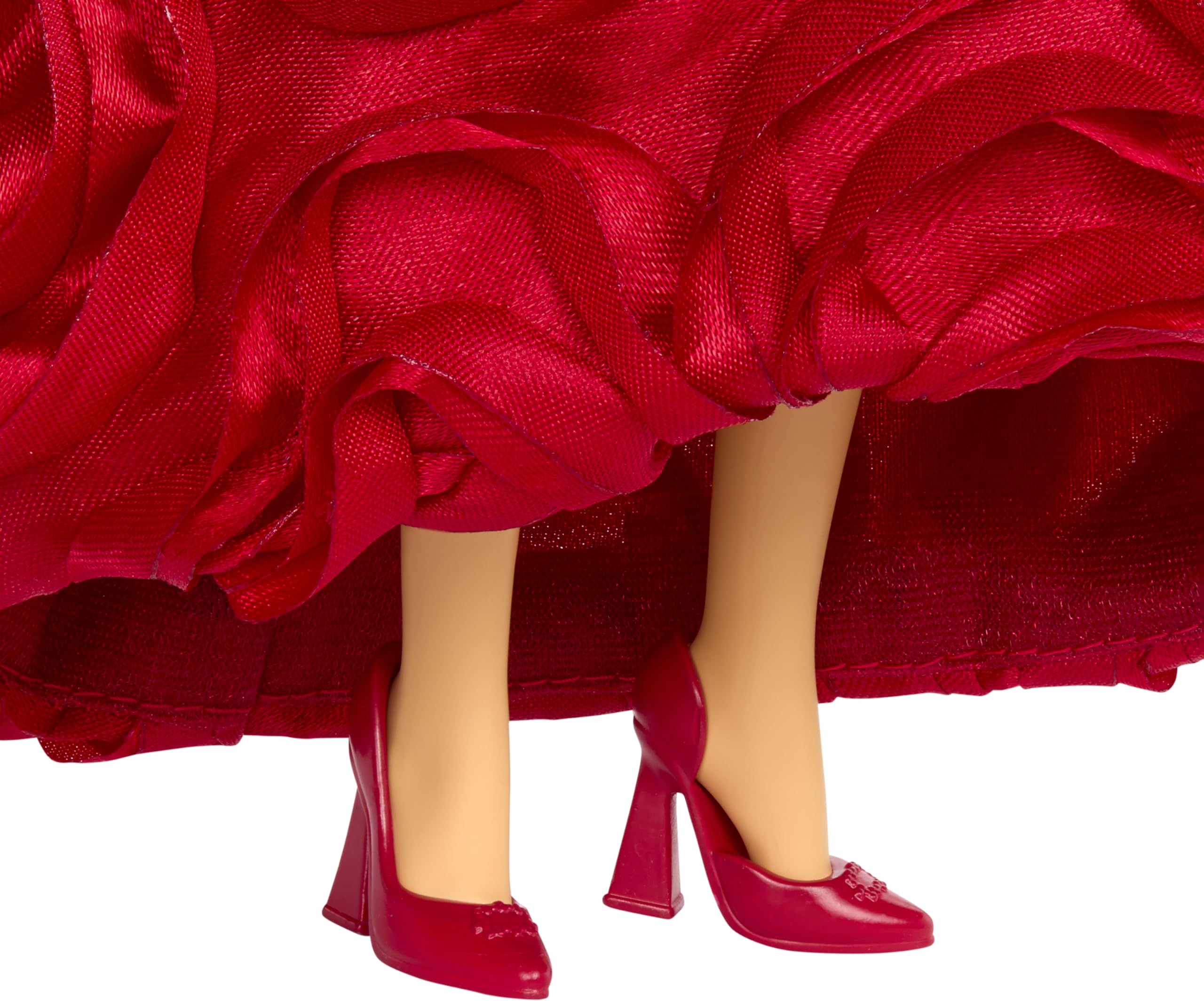 Mattel Disney Descendants: The Rise of Red Queen of Hearts Fashion Doll with Movie-Inspired Royal Gown & Accessories, Includes Display Stand