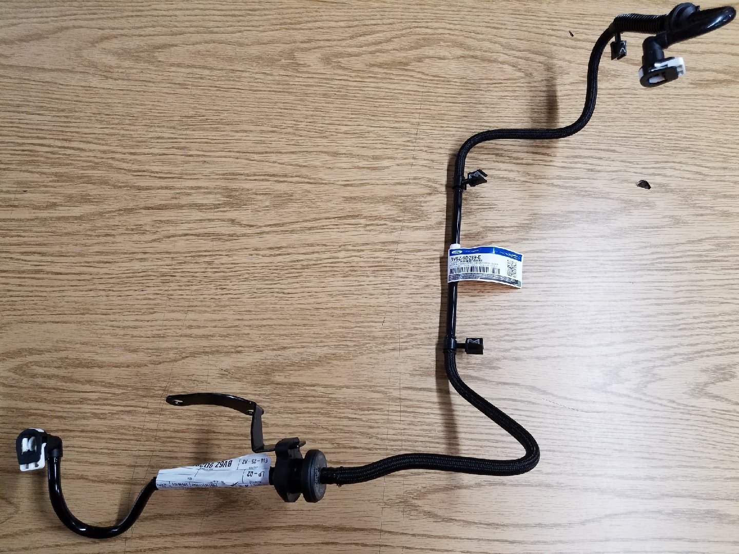 Ford BV6Z-9D289-E Tube Assy - Fuel Vapour Separator