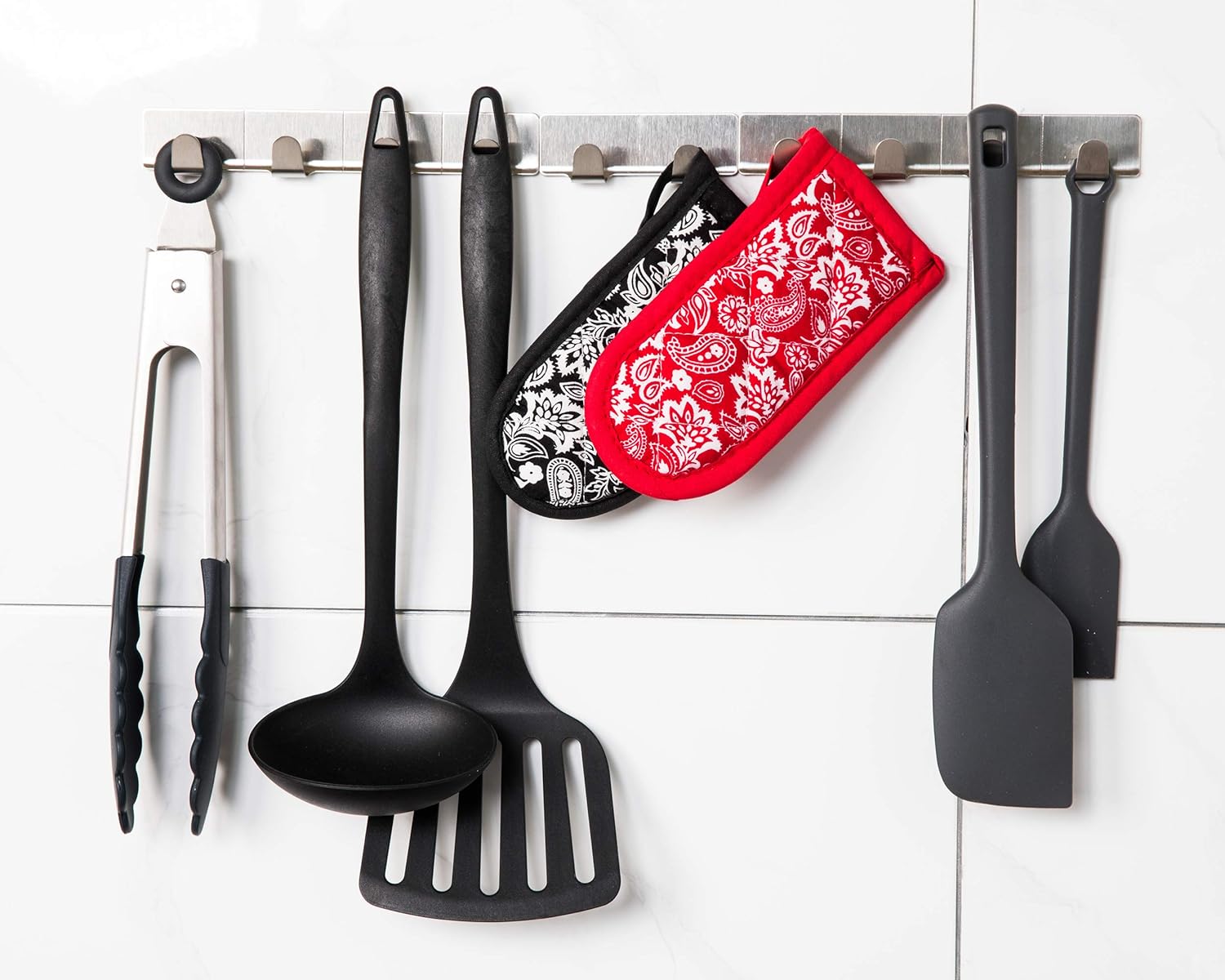 Buzhan Striped Cast Iron Skillet Handle Cover, Durable Pot Holder Sleeve, Heat Resistant Machine Washable Handle Mitts, 2 PCS: Home & Kitchen
