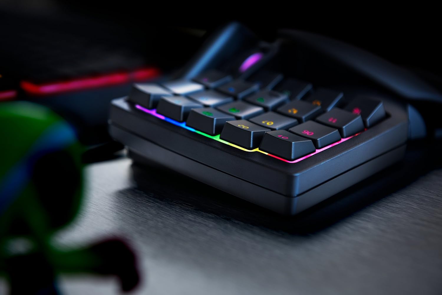 Razer Tartarus v2 Gaming Keypad: Mecha-Membrane Key Switches - 32 Programmable Keys - Customizable Chroma RGB Lighting - Programmable Macros - Classic Black: Computers & Accessories