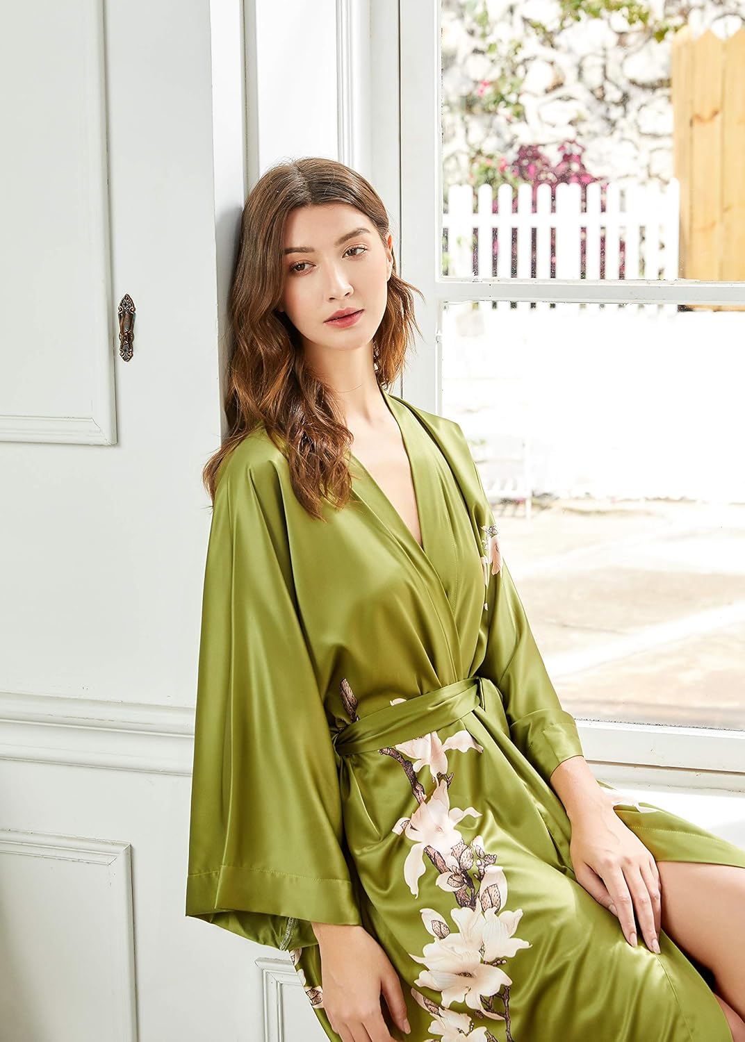 BABEYOND Kimono Robe Cover up Long Floral Satin Sleepwear Silky Bathrobe Bachelorette Robe (Green) at  Women’s Clothing store