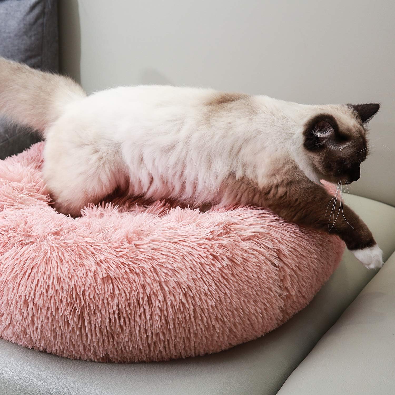 Luciphia Round Dog Cat Bed Donut Cuddler, Faux Fur Plush Pet Cushion for Large Medium Small Dogs, Self-Warming and Cozy for Improved Sleep Pink, Medium(23"x23") : Pet Supplies