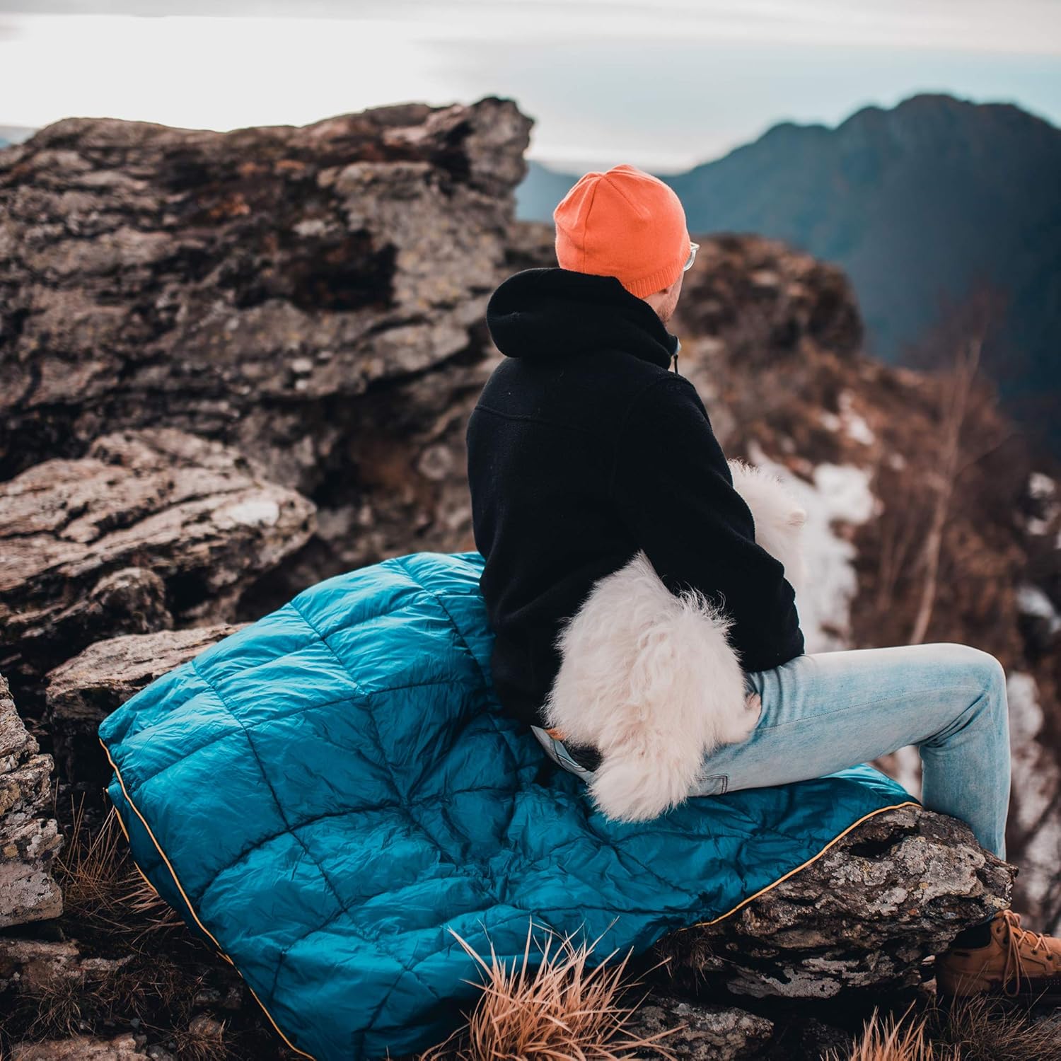 4Monster Outdoor Down Blankets Camping Blanket 650 Fill Travel Down Quilt Compact Waterproof for Picnics, Beach Trips, Camping and Backpacking : Sports & Outdoors
