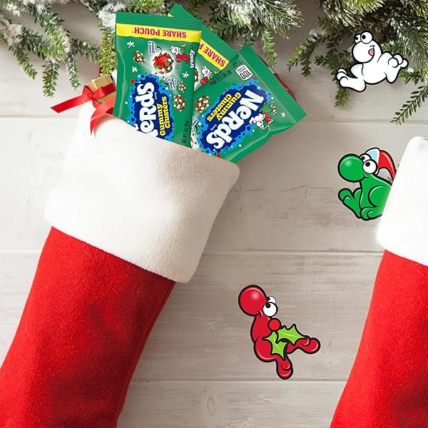 NERDS FROSTY GUMMY CLUSTERS SHARE POUCH, HOLIDAY NERDS, RED AND GREEN GUMMY CANDIES, 3 OZ
